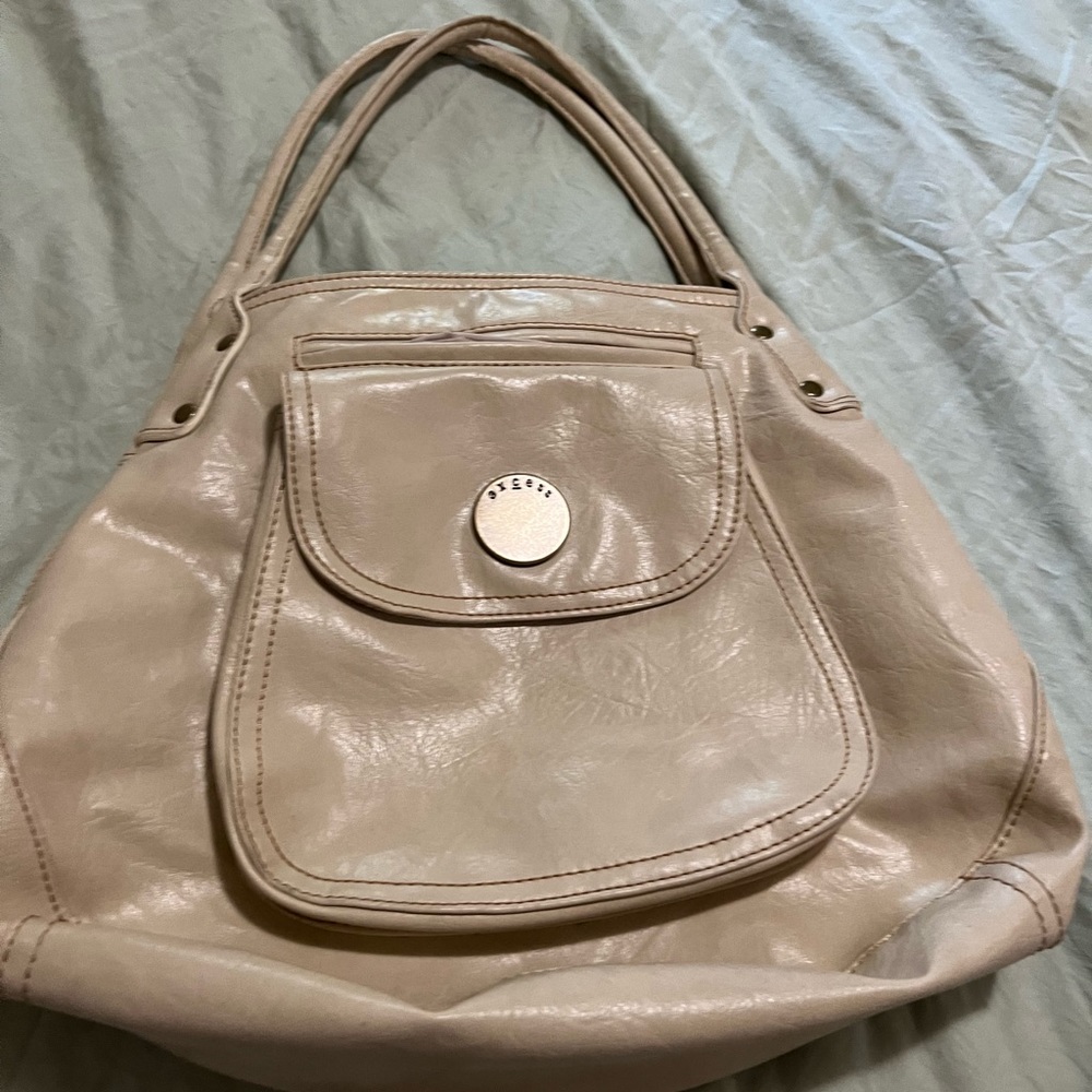 Axcess purse